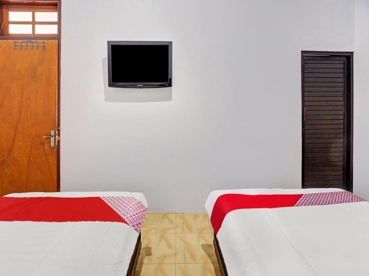Oyo 90344 Wijayanti Otel Banyuwangi  Dış mekan fotoğraf