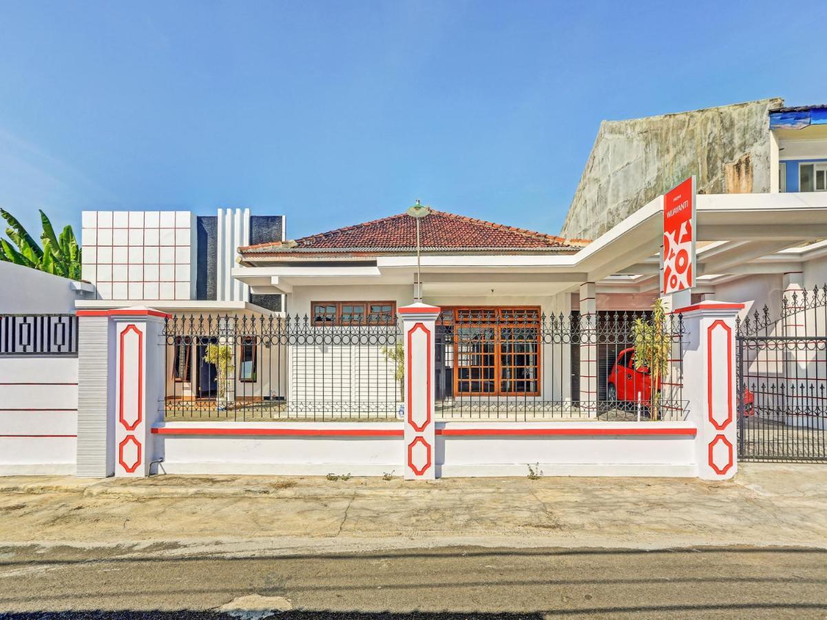 Oyo 90344 Wijayanti Otel Banyuwangi  Dış mekan fotoğraf