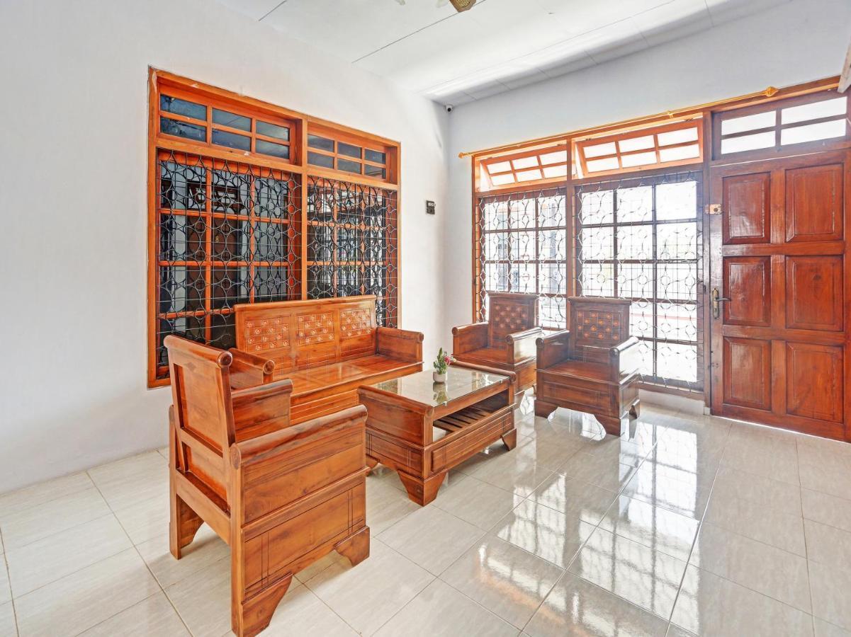 Oyo 90344 Wijayanti Otel Banyuwangi  Dış mekan fotoğraf