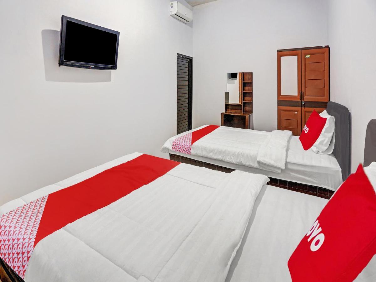 Oyo 90344 Wijayanti Otel Banyuwangi  Dış mekan fotoğraf